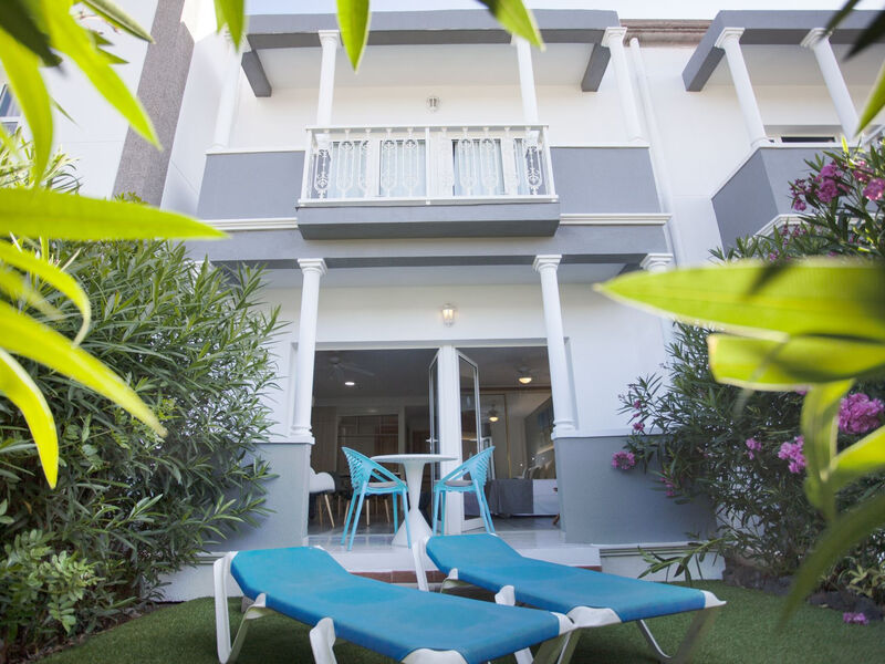 Coral Compostela Beach Golf