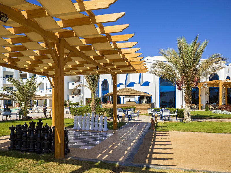 Coral Sun Beach Resort