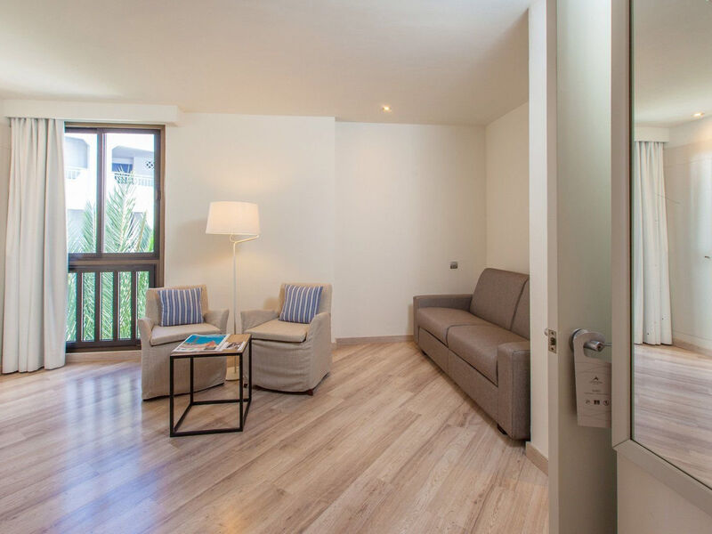 Corallium Beach By Lopesan