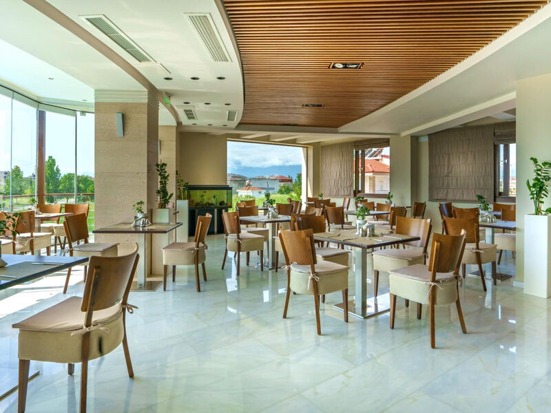 Cosmopolitan Hotel & Spa