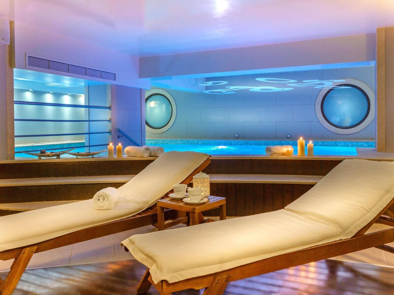 Cosmopolitan Hotel & Spa