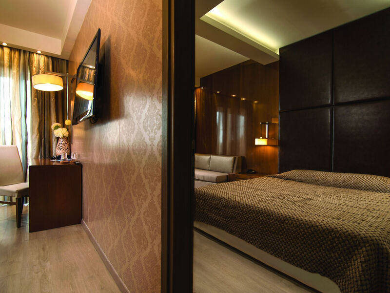 Cosmopolitan Hotel & Spa