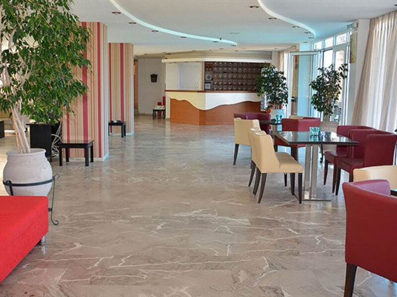 Costa Angela