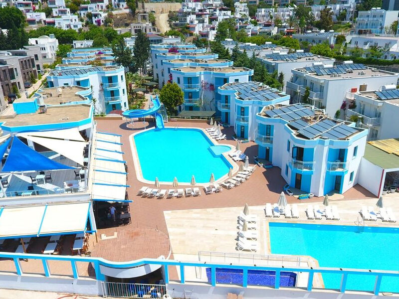 Costa Carina Resort