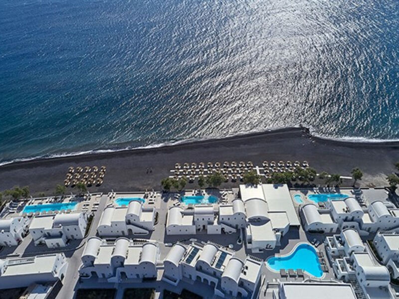 Costa Grand Resort & Spa