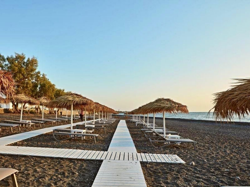 Costa Grand Resort & Spa