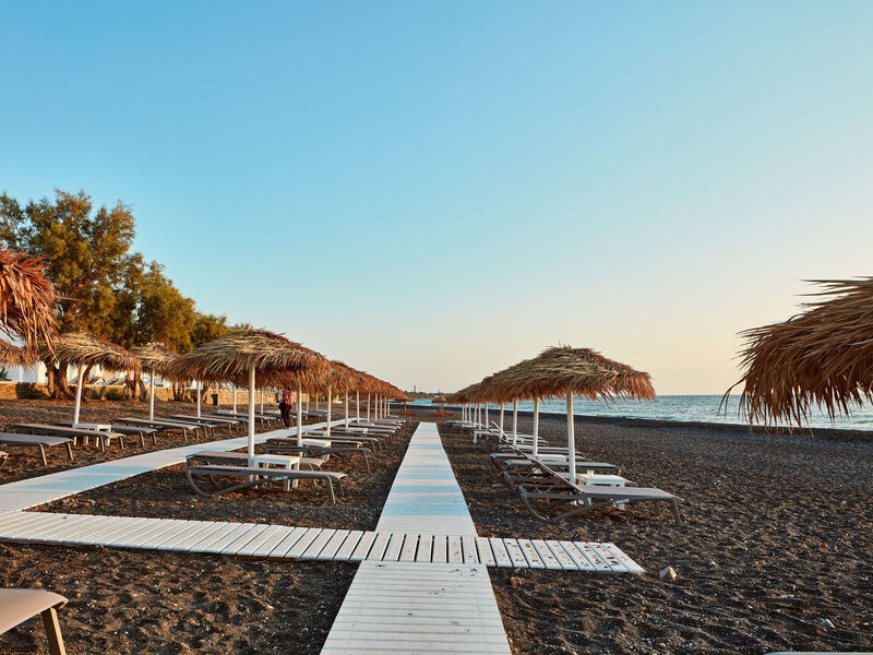 Costa Grand Resort & Spa