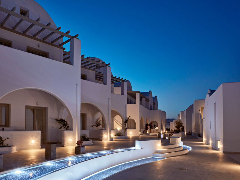 Costa Grand Resort & Spa