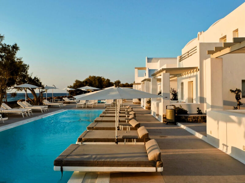 Costa Grand Resort & Spa