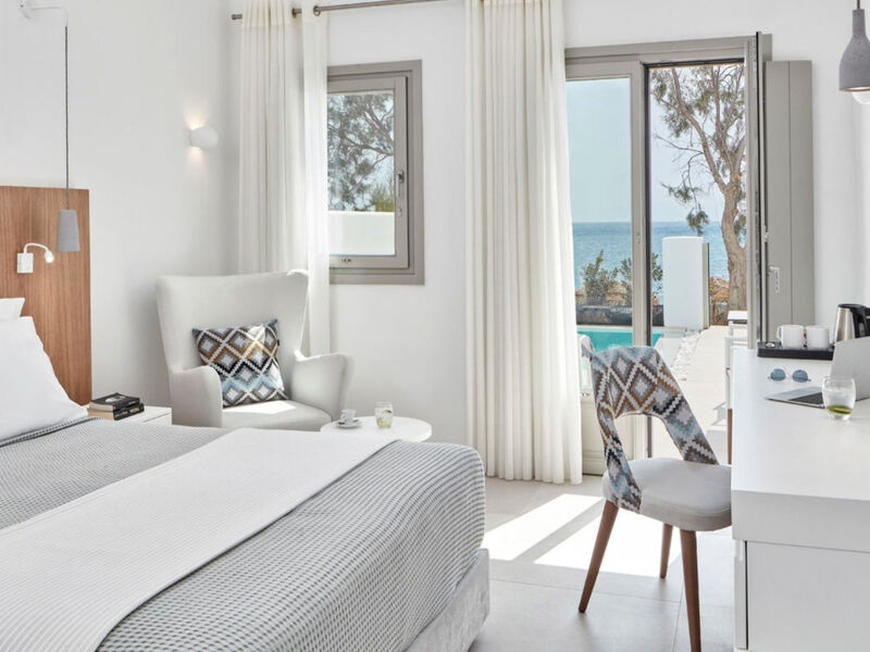 Costa Grand Resort & Spa