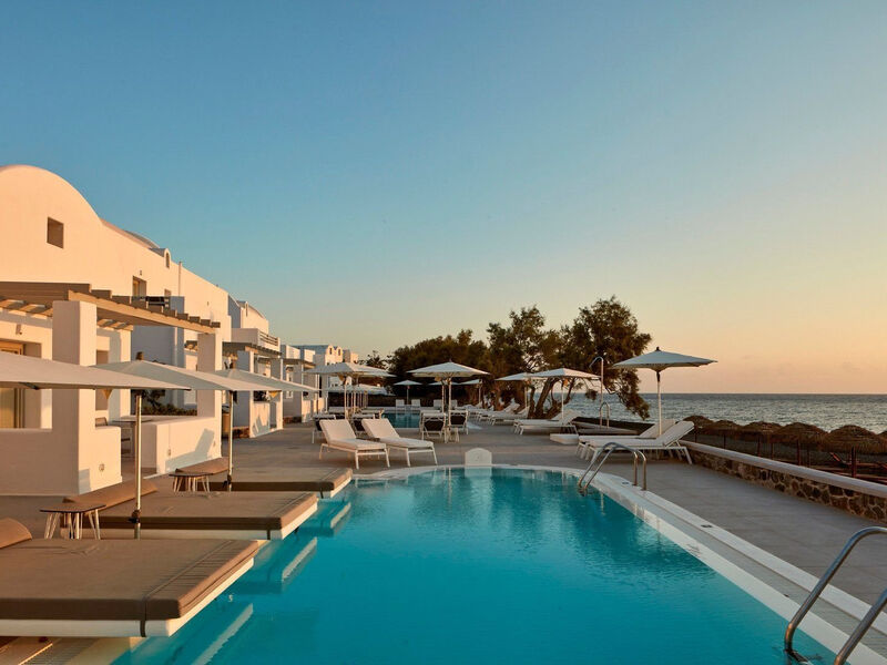 Costa Grand Resort & Spa