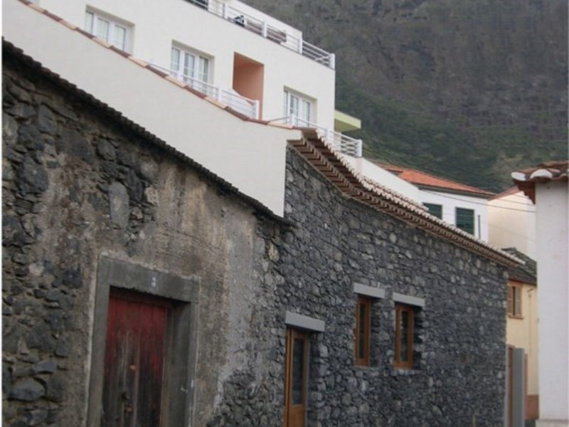 Costa Linda