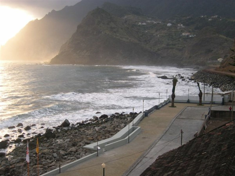 Costa Linda