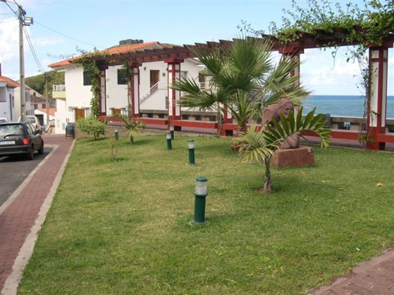 Costa Linda