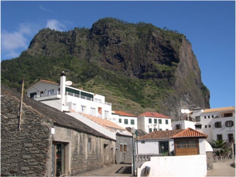 Costa Linda