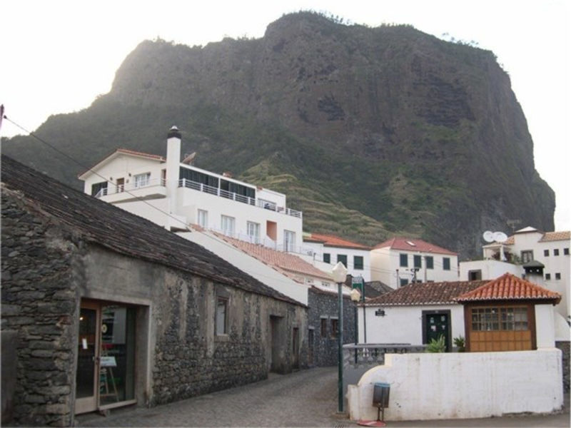 Costa Linda