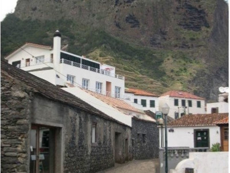 Costa Linda