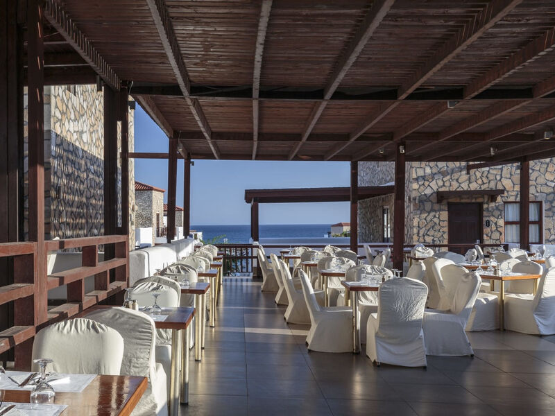 Costa Lindia Beach Resort