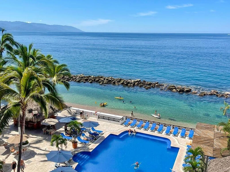 Costa Sur Resort & Spa