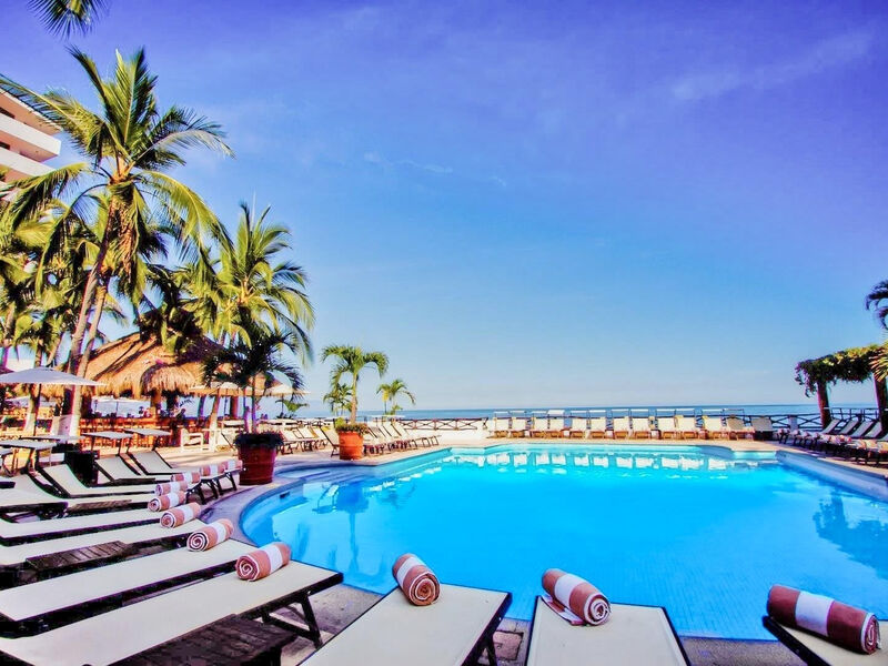 Costa Sur Resort & Spa