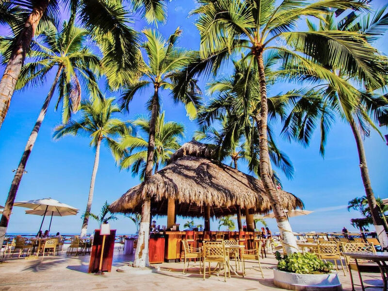 Costa Sur Resort & Spa