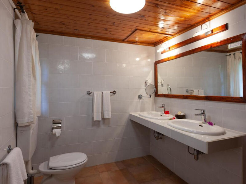 Cote D'Or Lodge