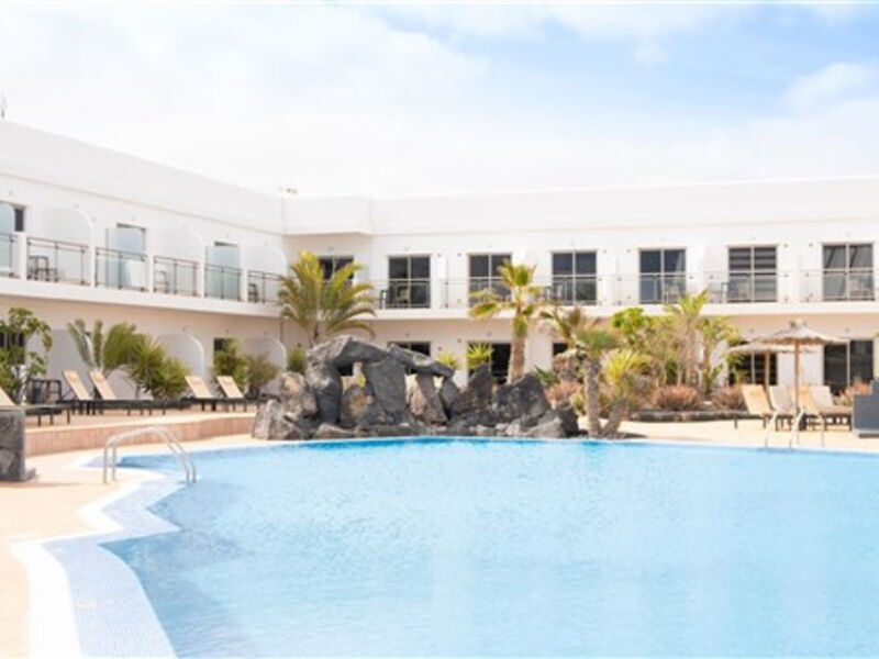 Coral Cotillo Beach