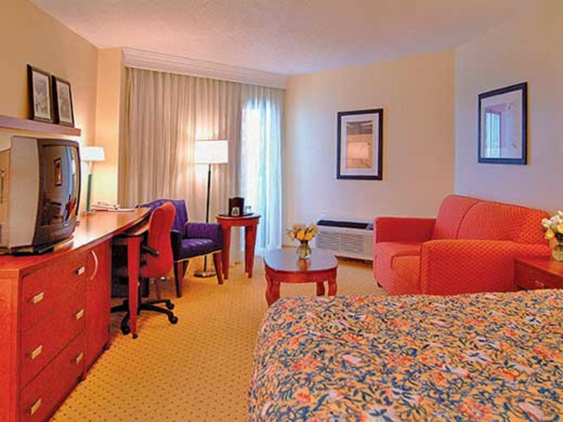 Courtyard By Marriott Isla Verde
