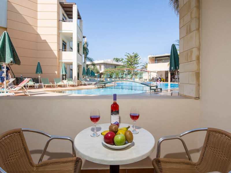 Creta Palm