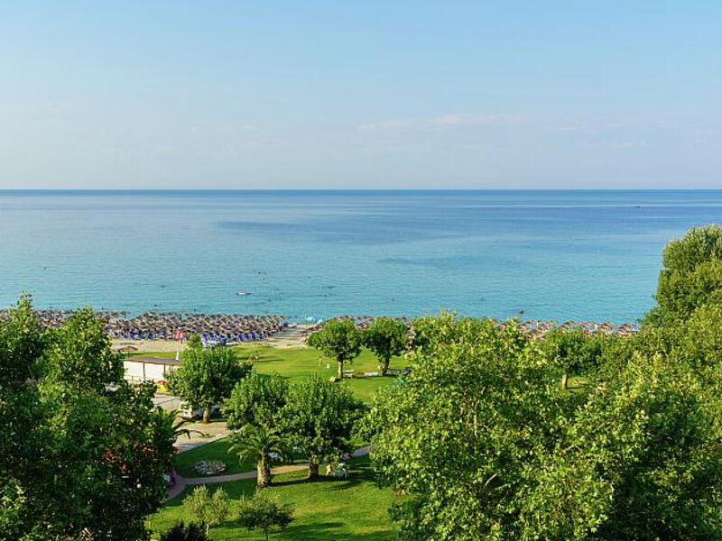 Cronwell Platamon Resort