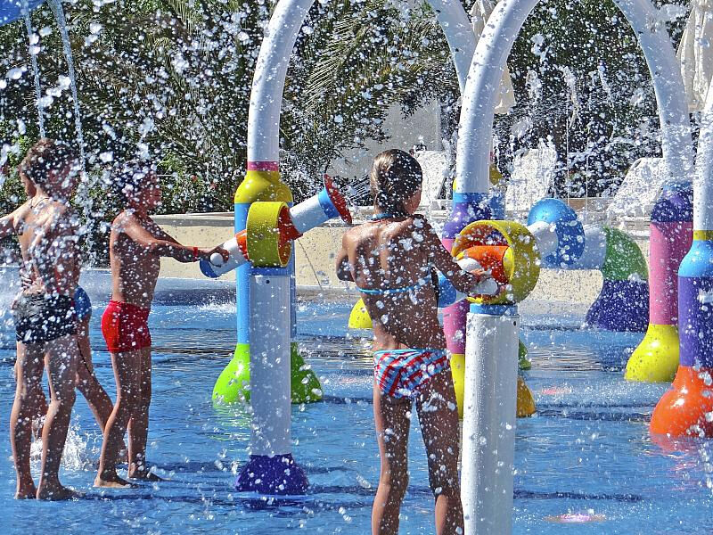 Cronwell Platamon Resort
