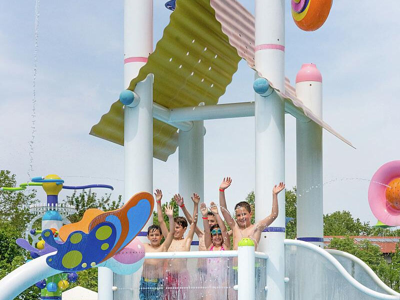 Cronwell Platamon Resort