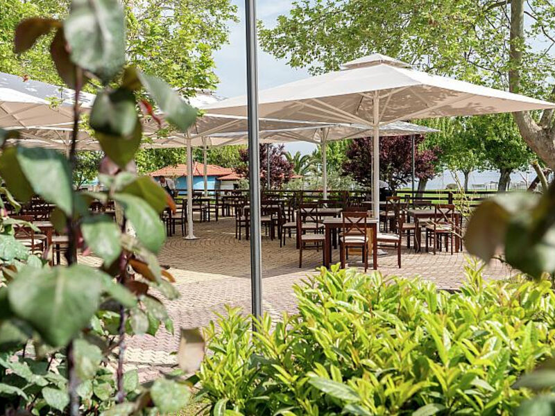 Cronwell Platamon Resort