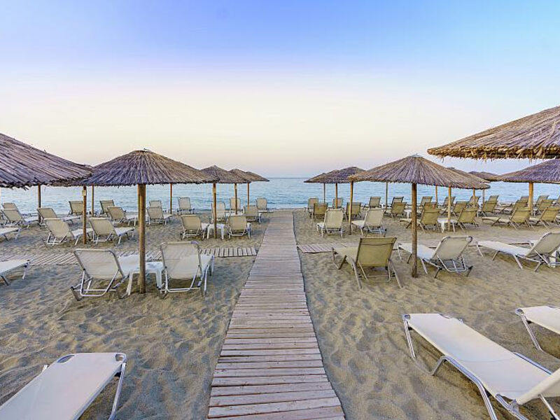 Cronwell Platamon Resort