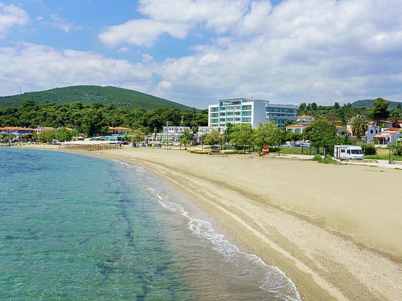 Cronwell Resort Sermilia