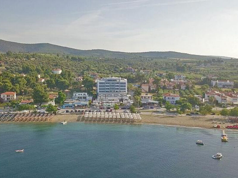 Cronwell Resort Sermilia
