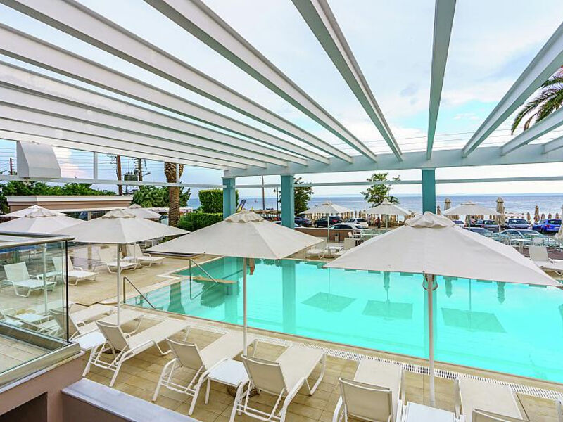 Cronwell Resort Sermilia