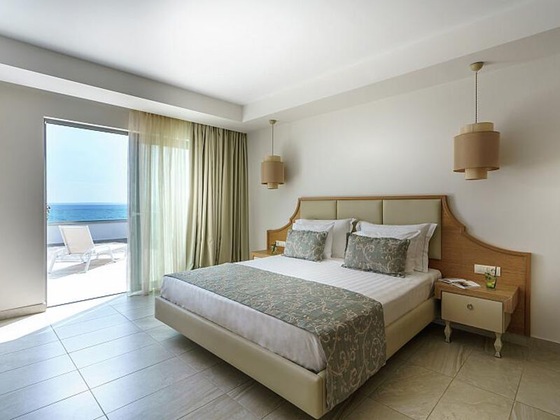 Cronwell Resort Sermilia