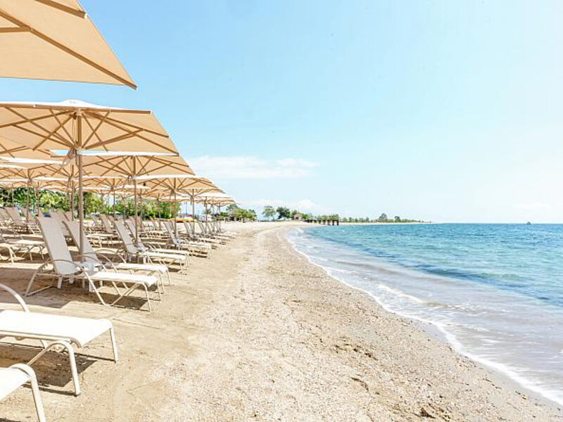 Cronwell Resort Sermilia