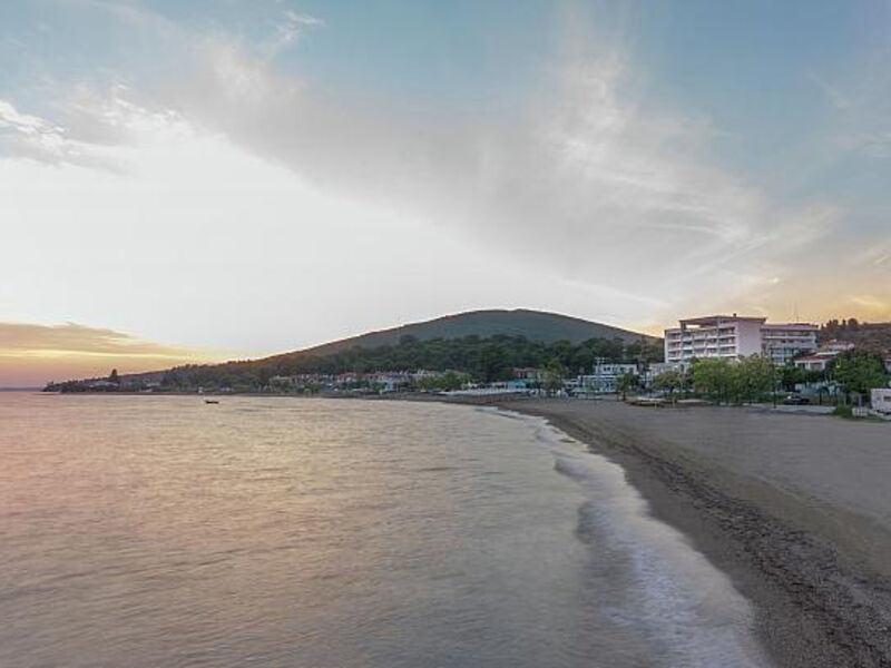 Cronwell Resort Sermilia