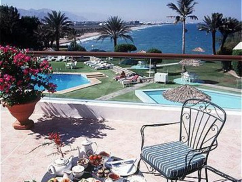Crown Plaza