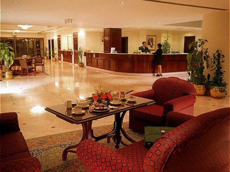 Crown Plaza
