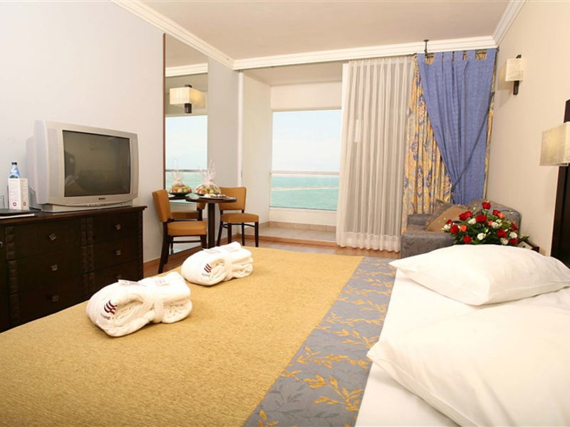 Crowne Plaza Dead Sea