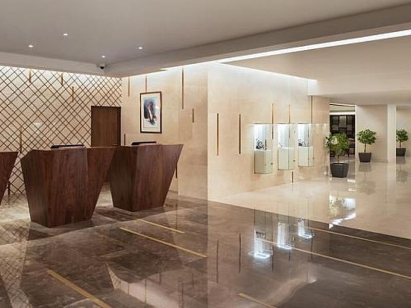 Crowne Plaza Muscat