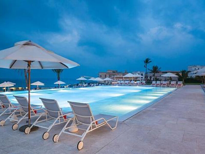 Crowne Plaza Muscat