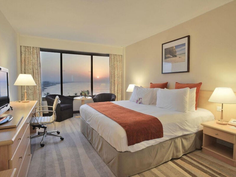 Crowne Plaza Muscat