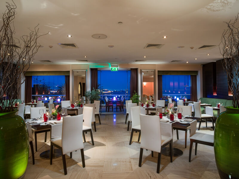 Crowne Plaza Muscat