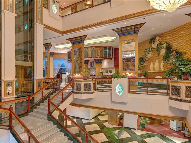Crowne Plaza Resort