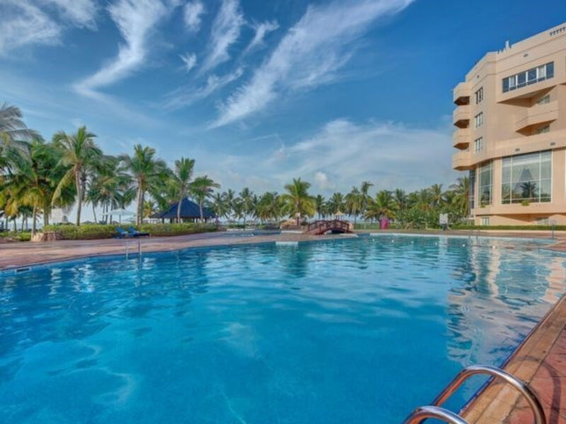 Crowne Plaza Resort