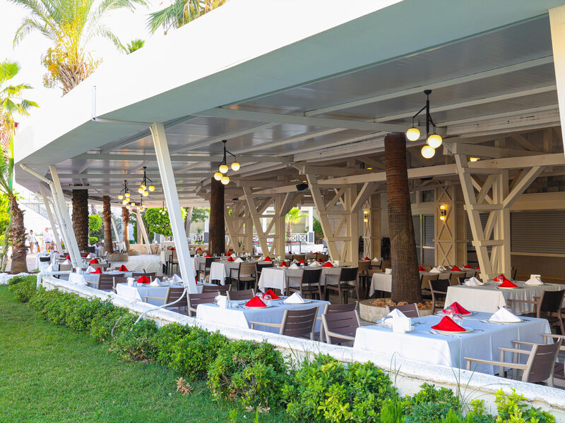 Crystal Admiral Resort